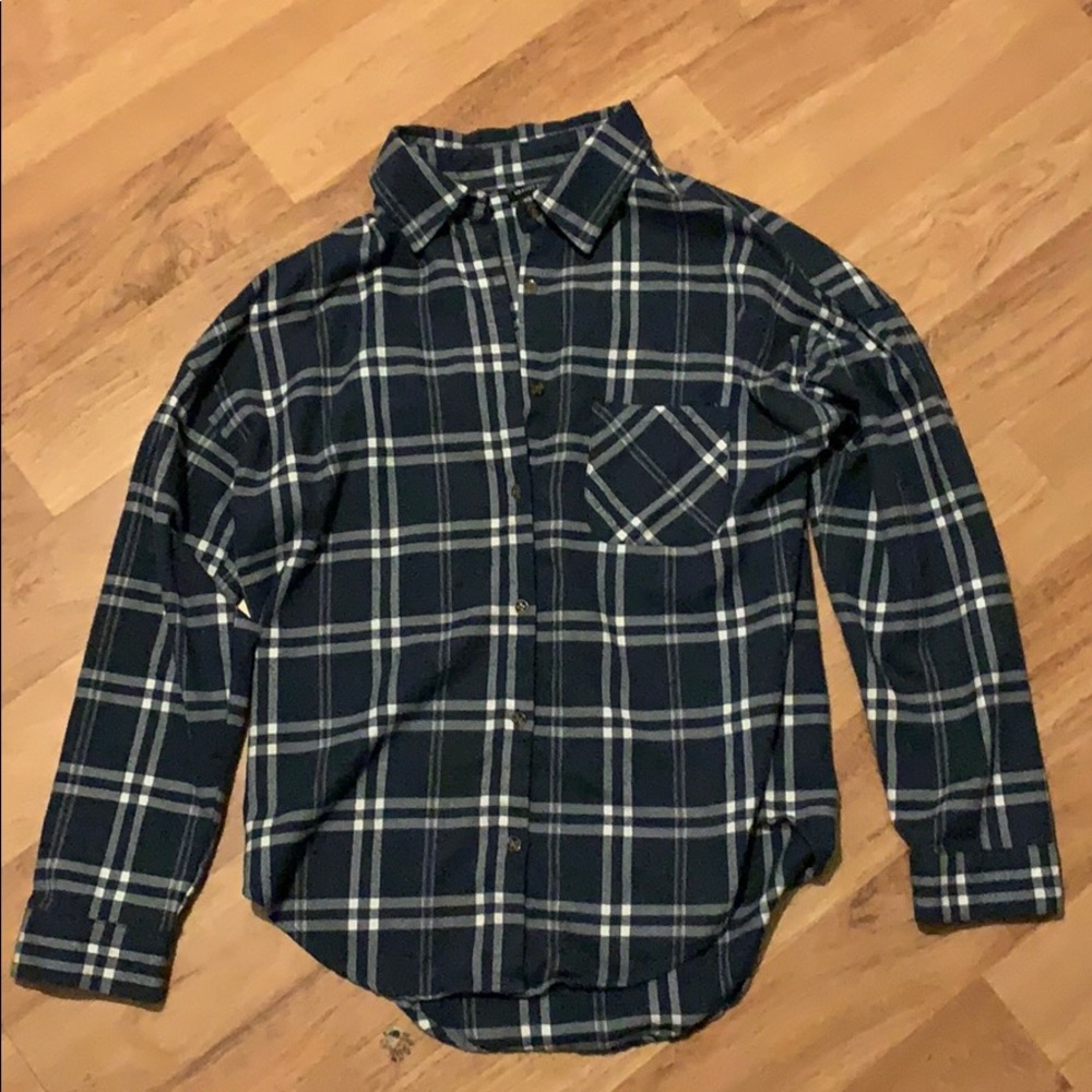 BRAND MELVILLE BLUE PLAID FLANNEL